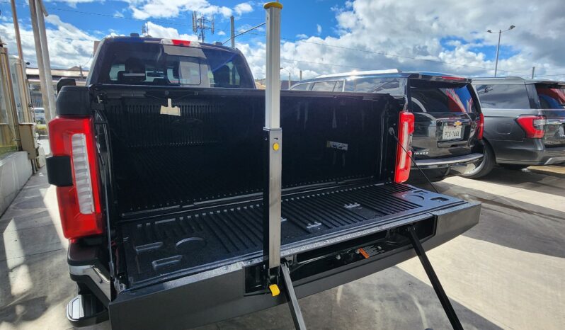 FORD F-350 Lariat Super Duty 6.7L Power Stroke lleno