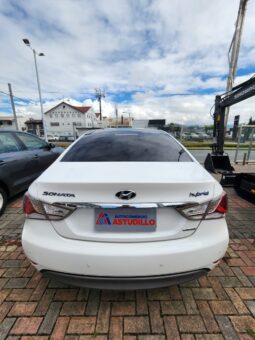 HYUNDAI SONATA FE AC 2.4 4P 4X2 TA HYBRID lleno