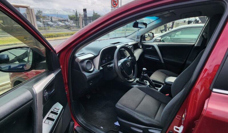 TOYOTA RAV4 AC 2.0 5P 4X2 TM lleno
