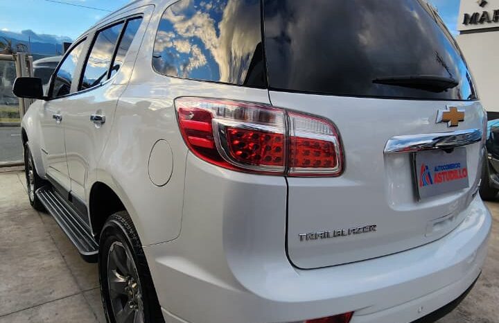 CHEVROLET TRAILBLAZER PREMIER AC 2.8 5P 4X4 TA DIESEL BLINDAJE NIVEL 4 lleno